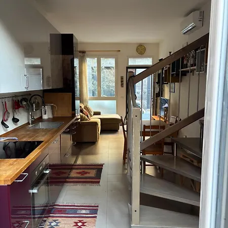 公寓 Charming House With Private Courtyard